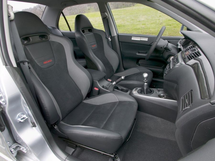  Mitsubishi Lancer Evolution IX MR 2007 года  (фото 107 из 129)